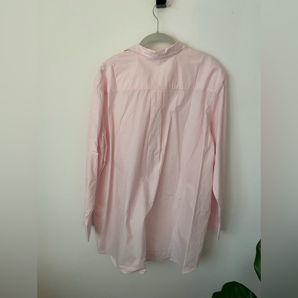 H&M NWT pale pink button down shirt. Size Large. never worn. - Picture 2 of 5
